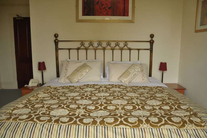 Room 5 of 57