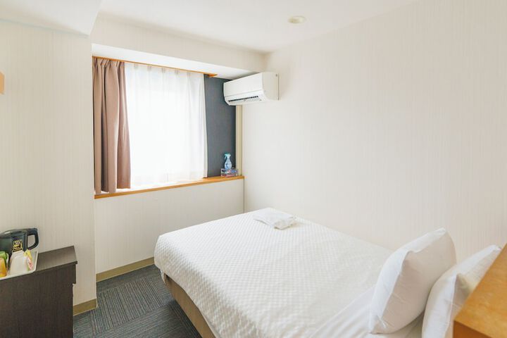 Room 30 of 93