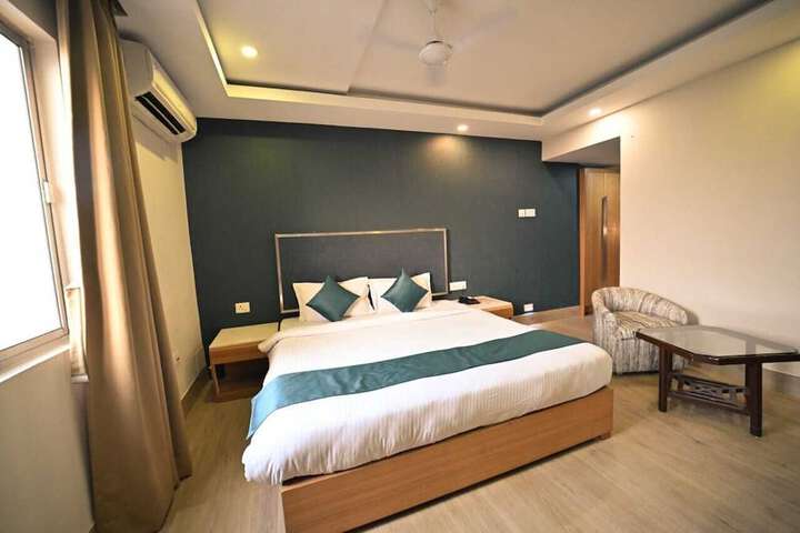 Room 20 of 52
