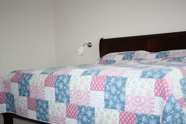 Room 6 of 30
