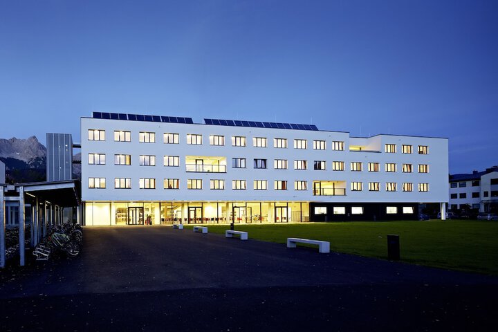 Hotel 69 of 78
