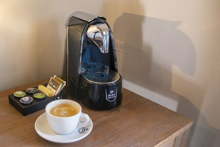 Breakfast/Coffee Service 30 of 60