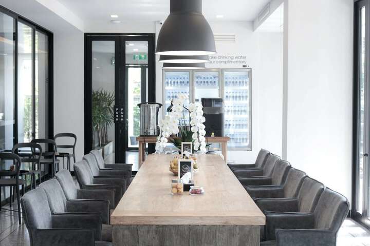 CREW Hotel
