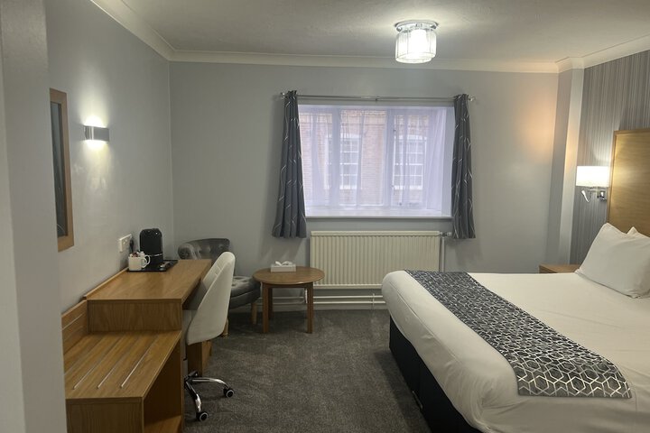 Room 11 of 56