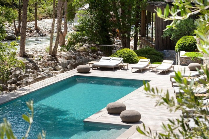 Pool 32 of 53