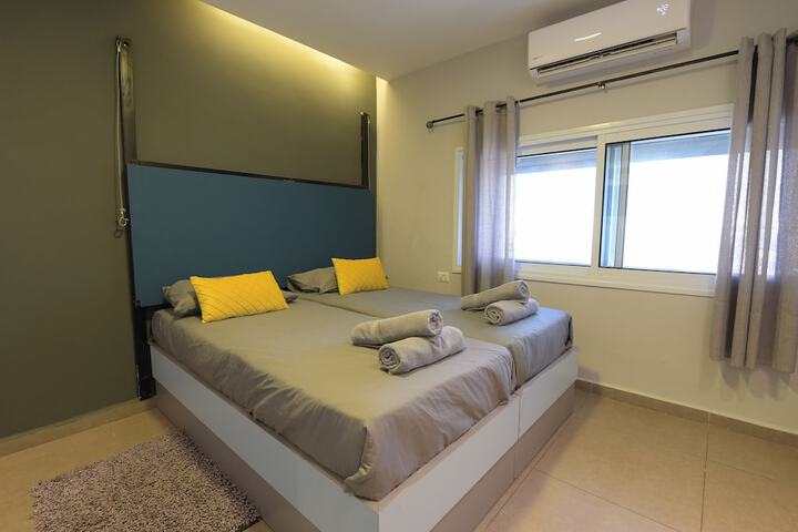 Room 8 of 47