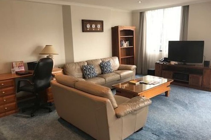 Room 22 of 136