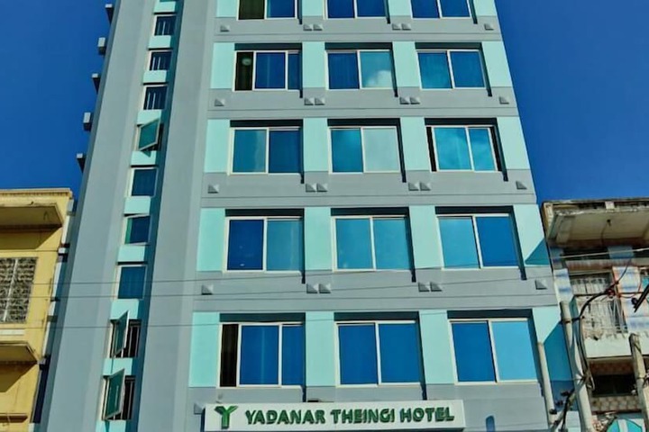 Yadanar Theingi Hotel