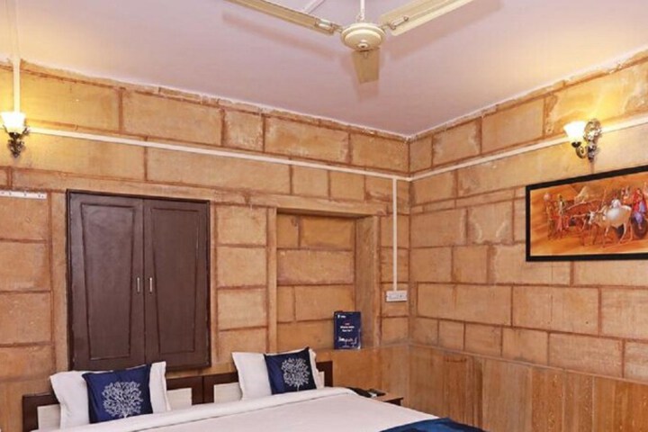 Room 11 of 47