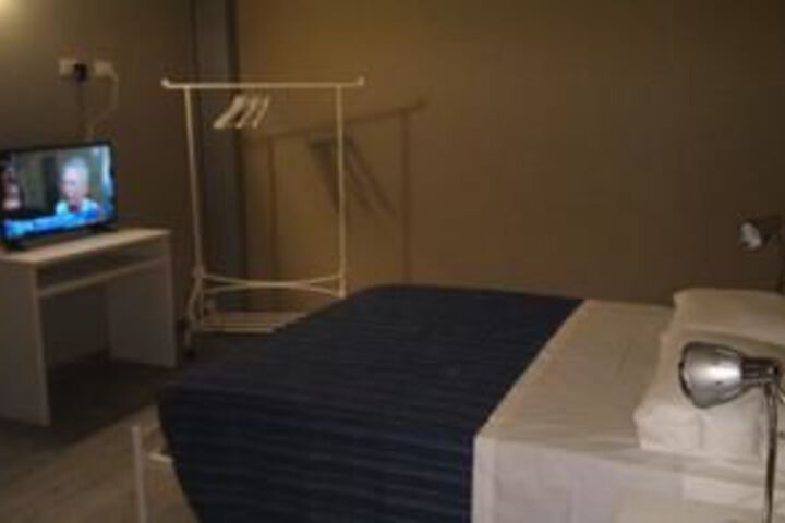 Room 19 of 33