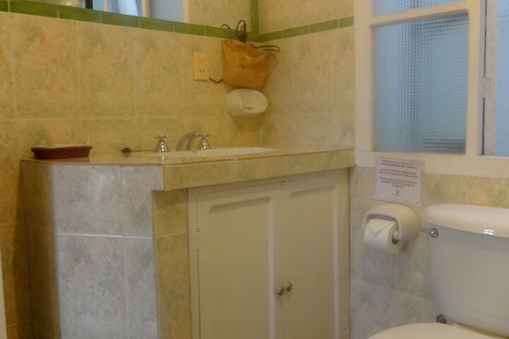 Room 40 of 70