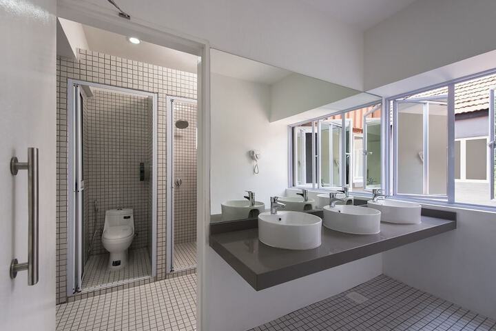 Bath Amenities