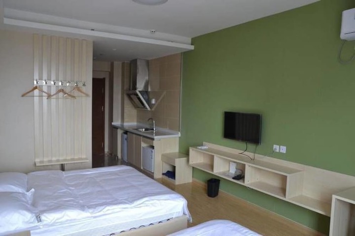 Room 18 of 26