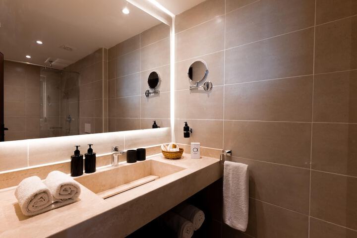 Bath Interior