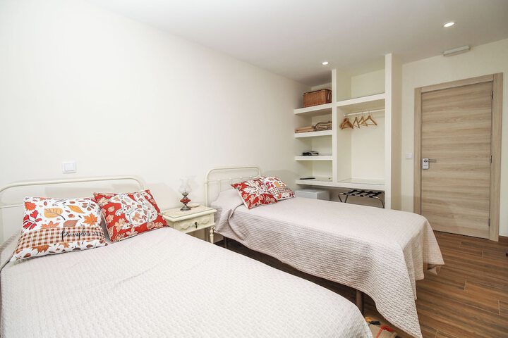 Room 12 of 65