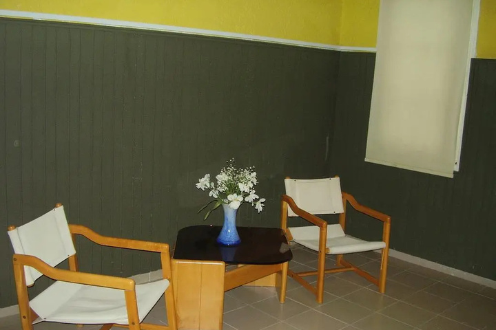 Room 12 of 14