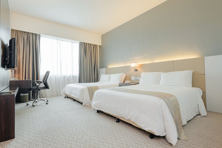 Room 32 of 148