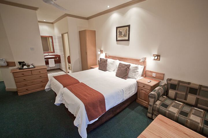 Room 5 of 37