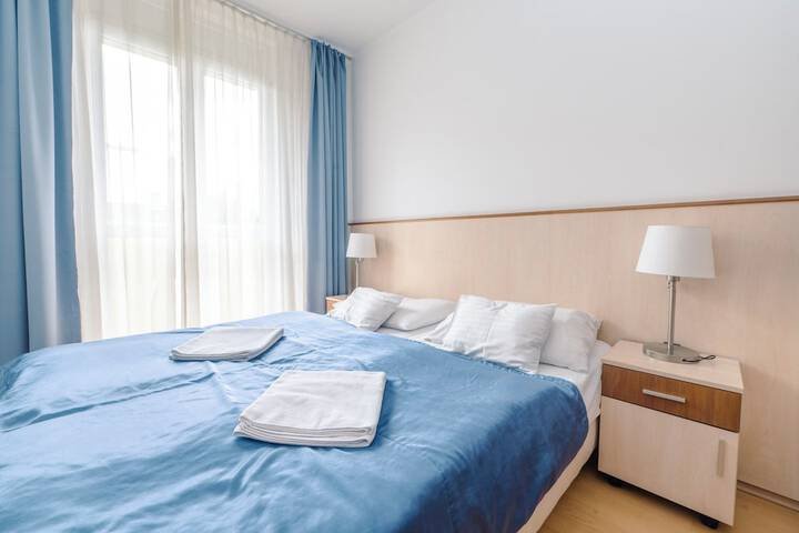 Room 16 of 36