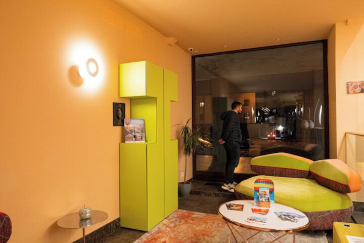 Hotel Interior 11 of 153