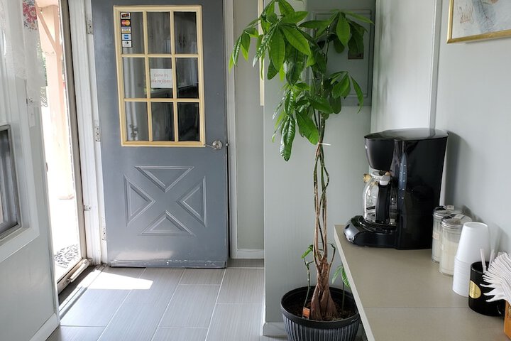 Hotel Interior 4 of 22