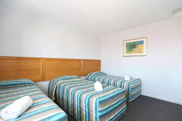 Room 13 of 35