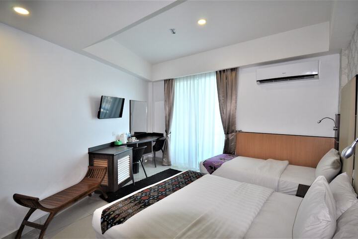 Room 14 of 49