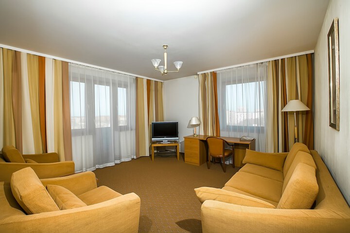 Room 29 of 65
