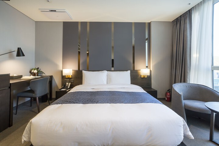 Room 21 of 55