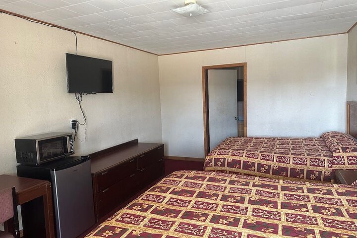 Room 5 of 7