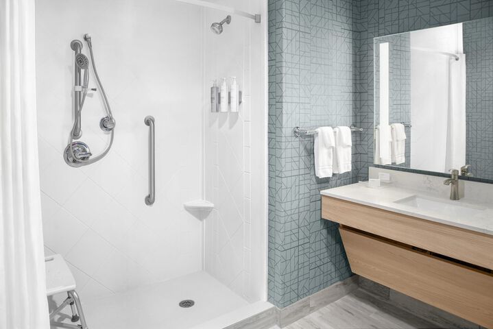 Bathroom shower