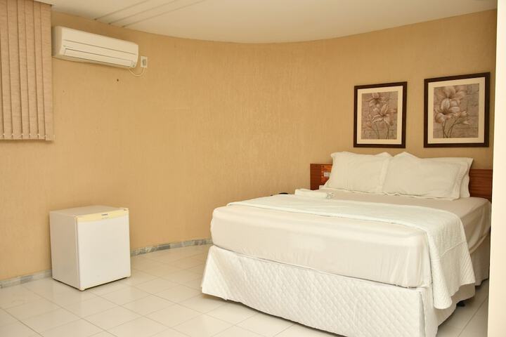 Room 4 of 27