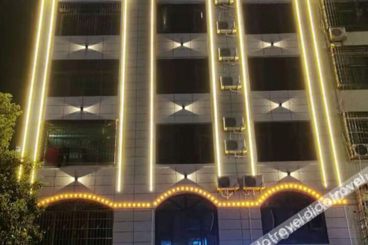 Dongkou 318 Boutique Hotel