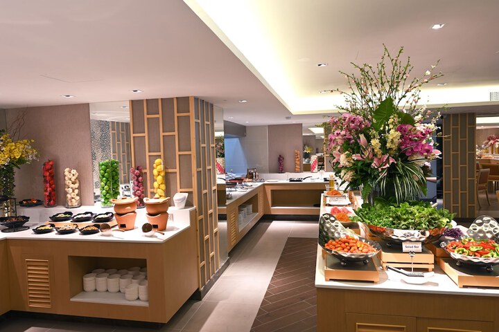 Dining 149 of 165