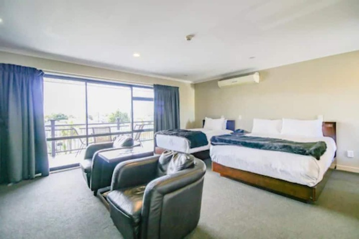 Room 21 of 58