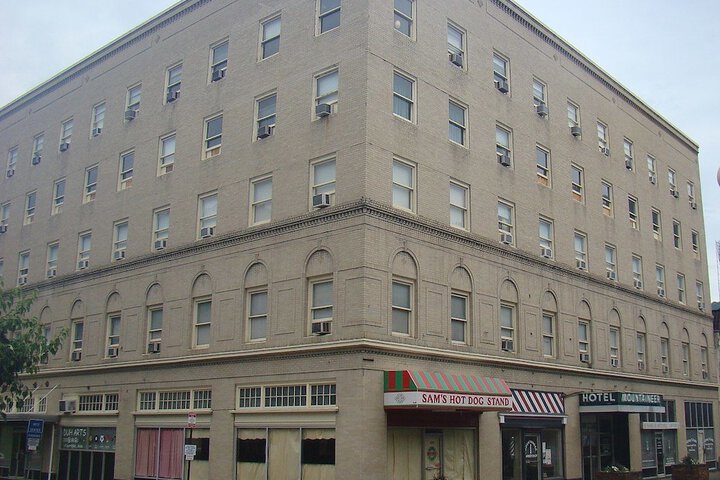 Hotel 8 of 8