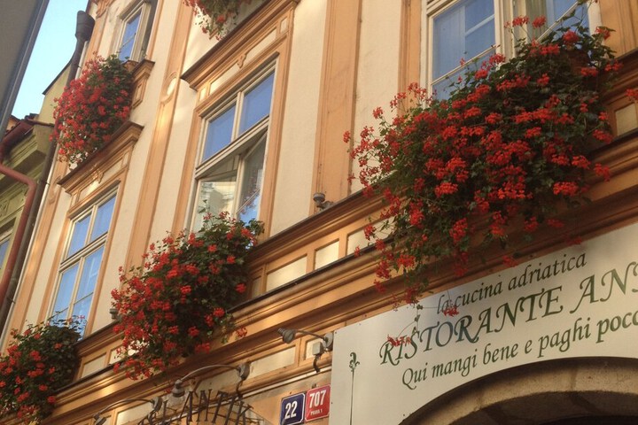 Hotel 38 of 39