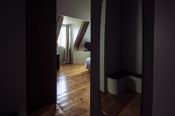 Room 49 of 224