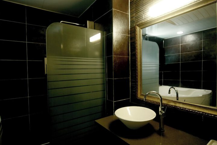 Room 60 of 127