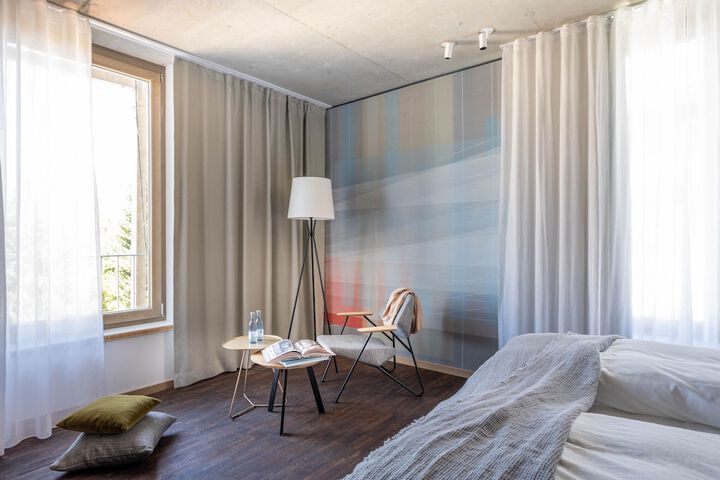 Room 72 of 189