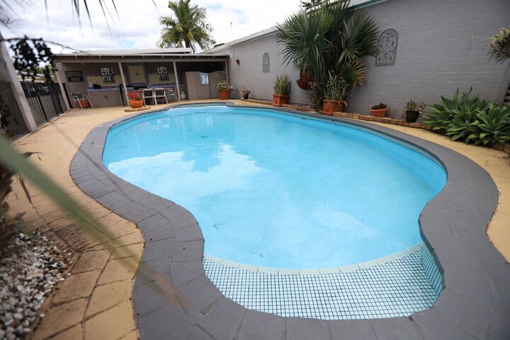 Pool 38 of 55
