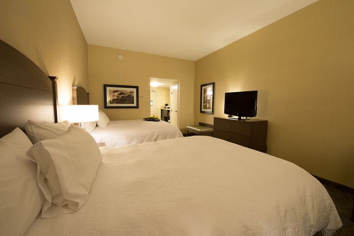 Room 10 of 90