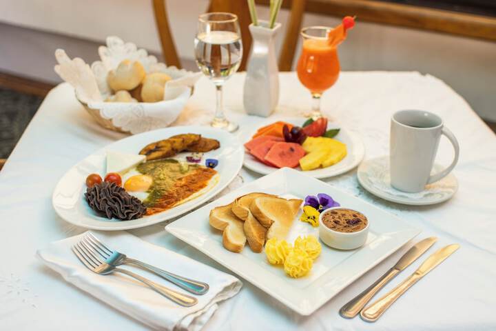 Breakfast meal
