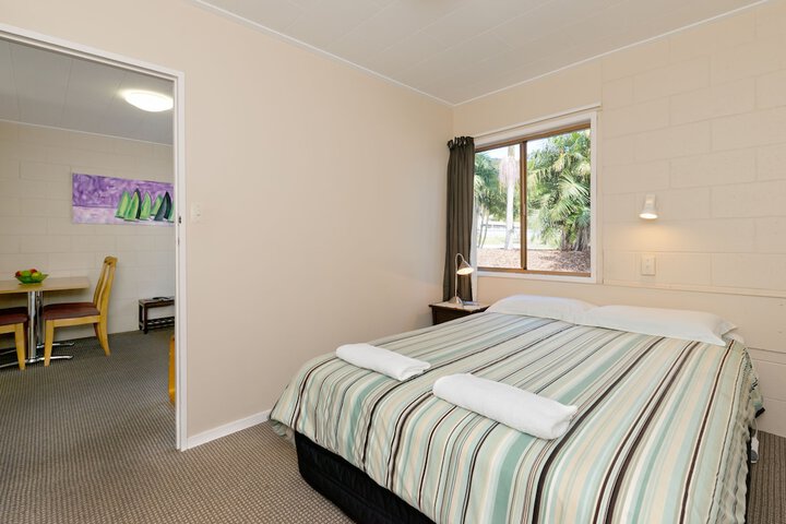 Room 4 of 36