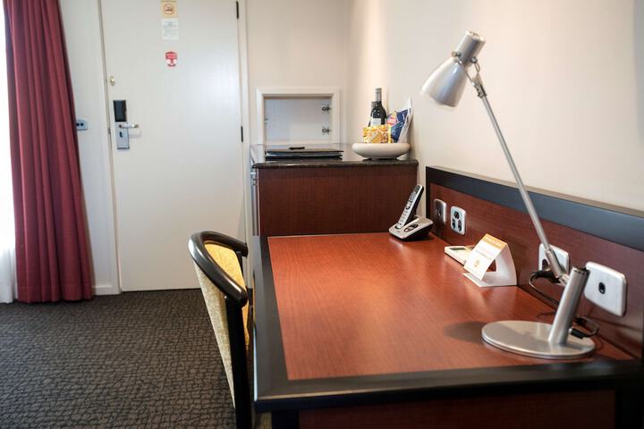 Room 54 of 106