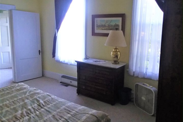 Room 22 of 50