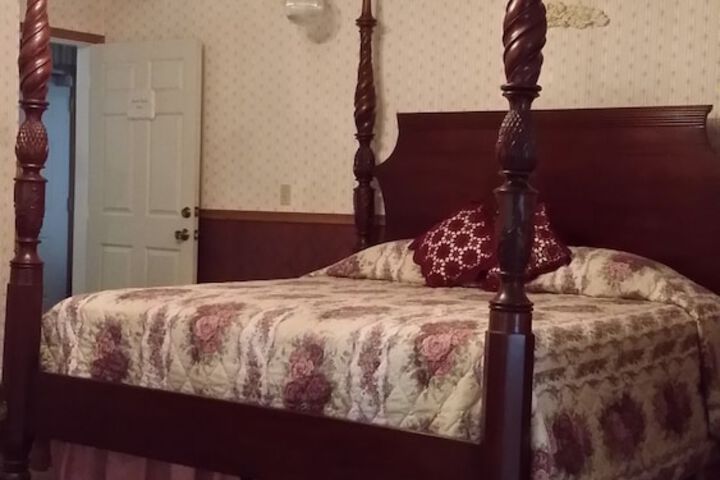 Room 34 of 59