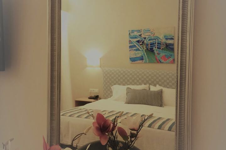 Room 35 of 125