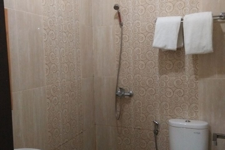 Room 111 of 184