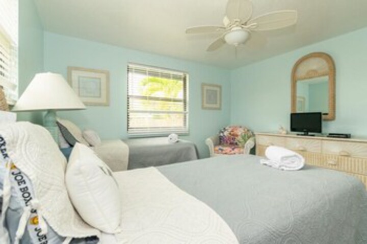 Room 21 of 29